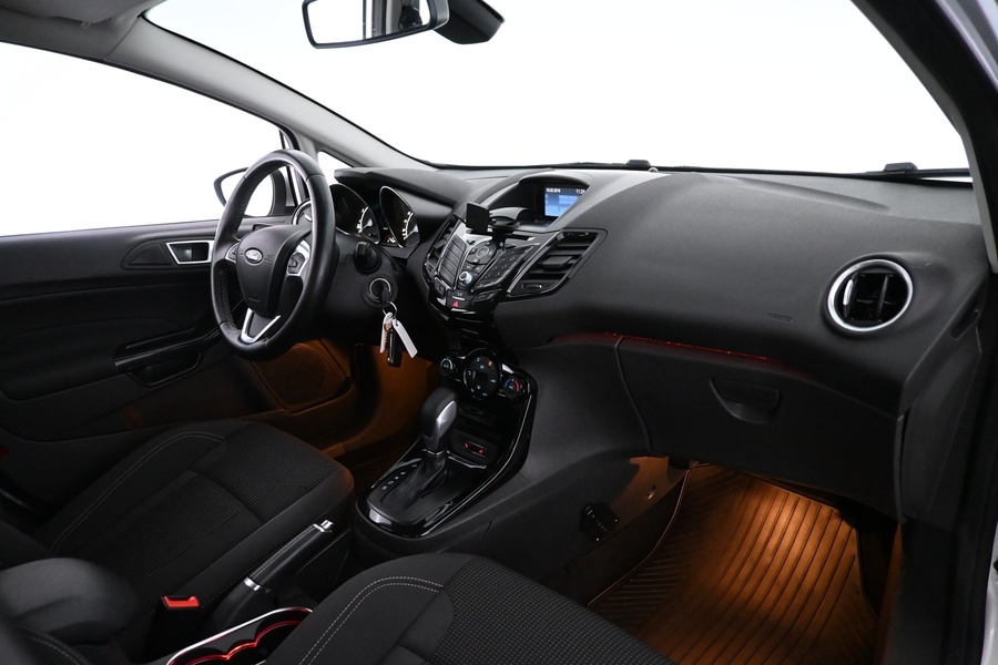 Ford Fiesta vaihtoauto