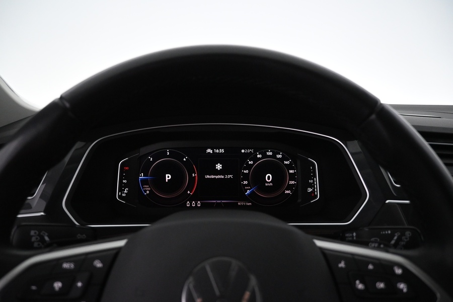 Volkswagen Tiguan vaihtoauto