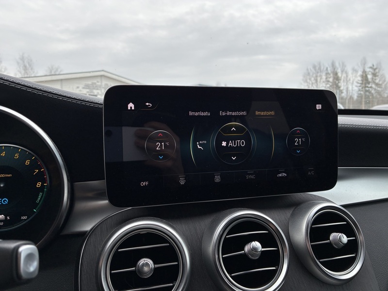 Mercedes-Benz GLC vaihtoauto