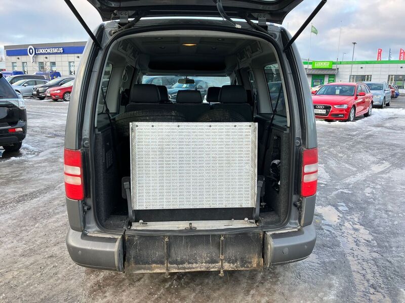 Volkswagen Caddy Maxi vaihtoauto