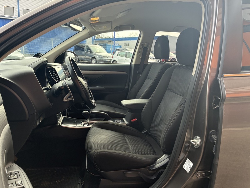 Mitsubishi Outlander vaihtoauto