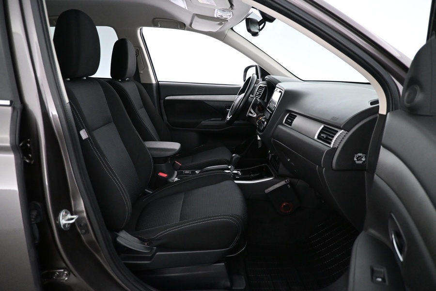 Mitsubishi Outlander vaihtoauto