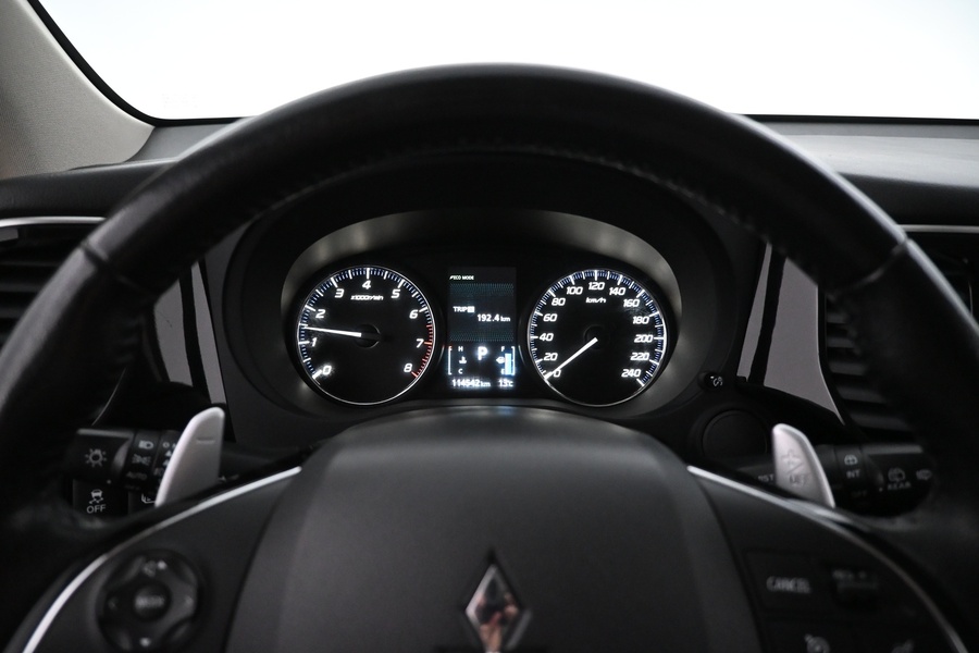 Mitsubishi Outlander vaihtoauto