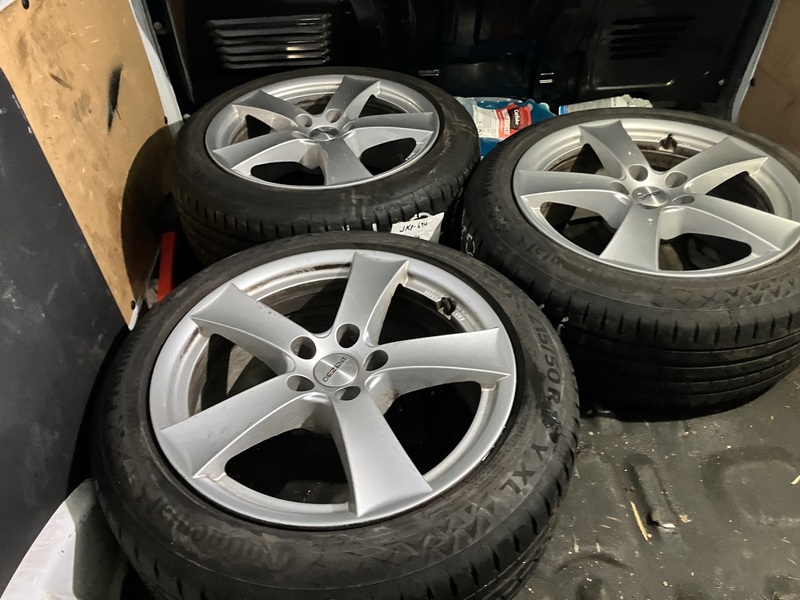 Ford Transit Connect vaihtoauto