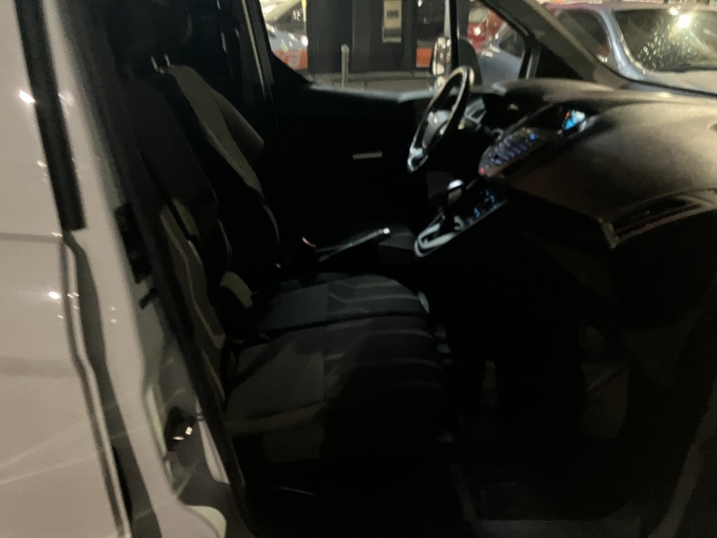 Ford Transit Connect vaihtoauto