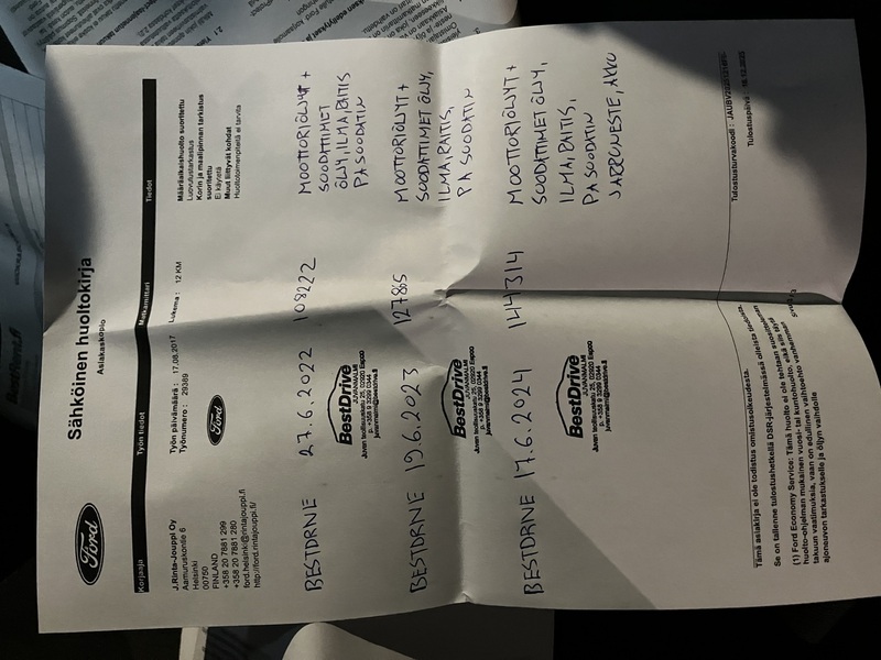 Ford Transit Connect vaihtoauto