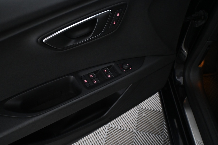 SEAT Leon vaihtoauto