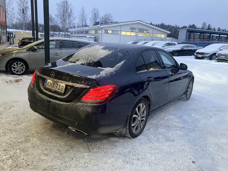 Mercedes-Benz C vaihtoauto