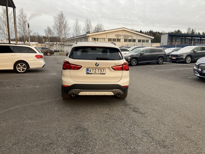 BMW X1 vaihtoauto