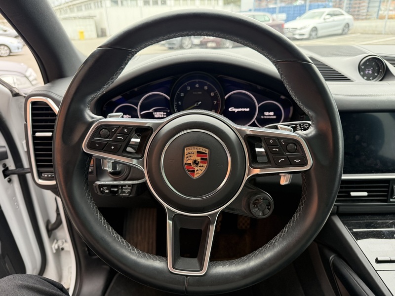 Porsche Cayenne vaihtoauto