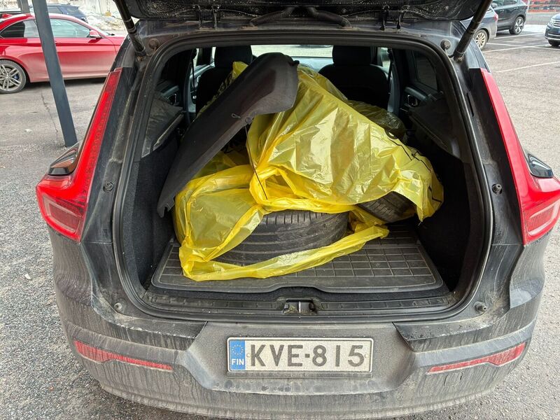 Volvo XC40 vaihtoauto