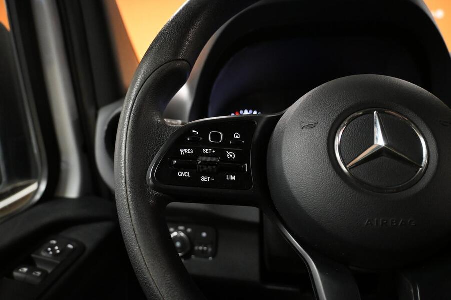 Mercedes-Benz Sprinter vaihtoauto