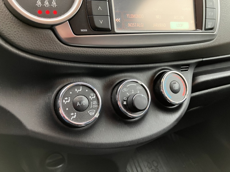 Toyota Yaris vaihtoauto