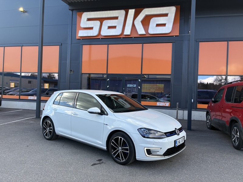 Volkswagen Golf vaihtoauto