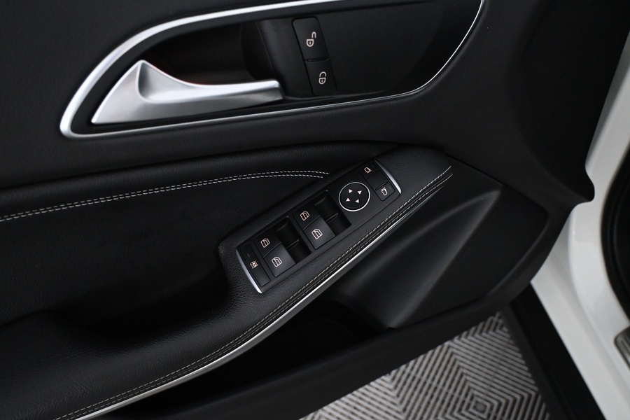 Mercedes-Benz GLA vaihtoauto