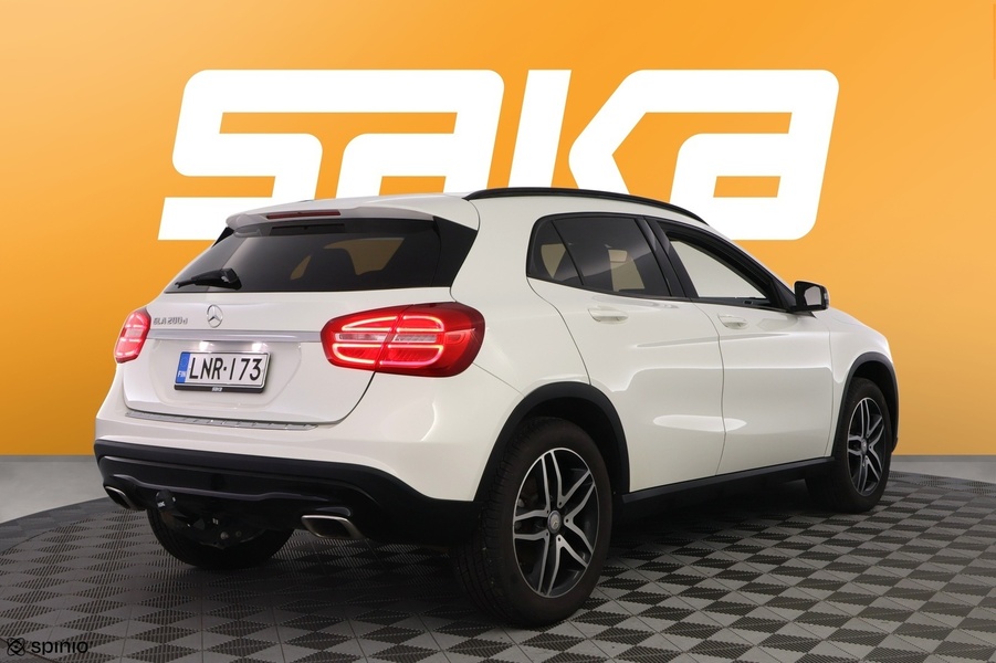 Mercedes-Benz GLA vaihtoauto