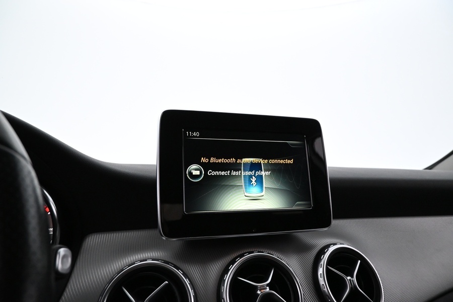 Mercedes-Benz GLA vaihtoauto