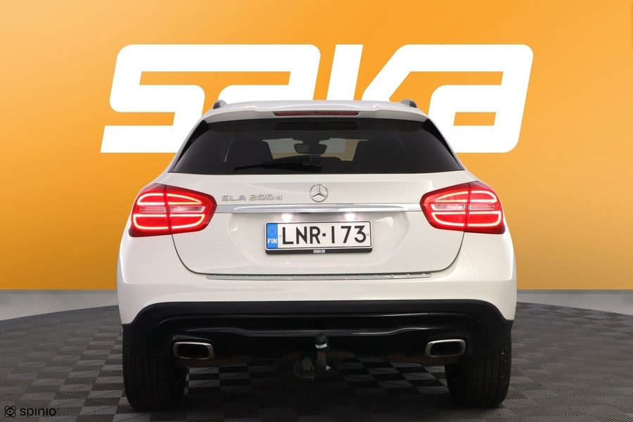 Mercedes-Benz GLA vaihtoauto