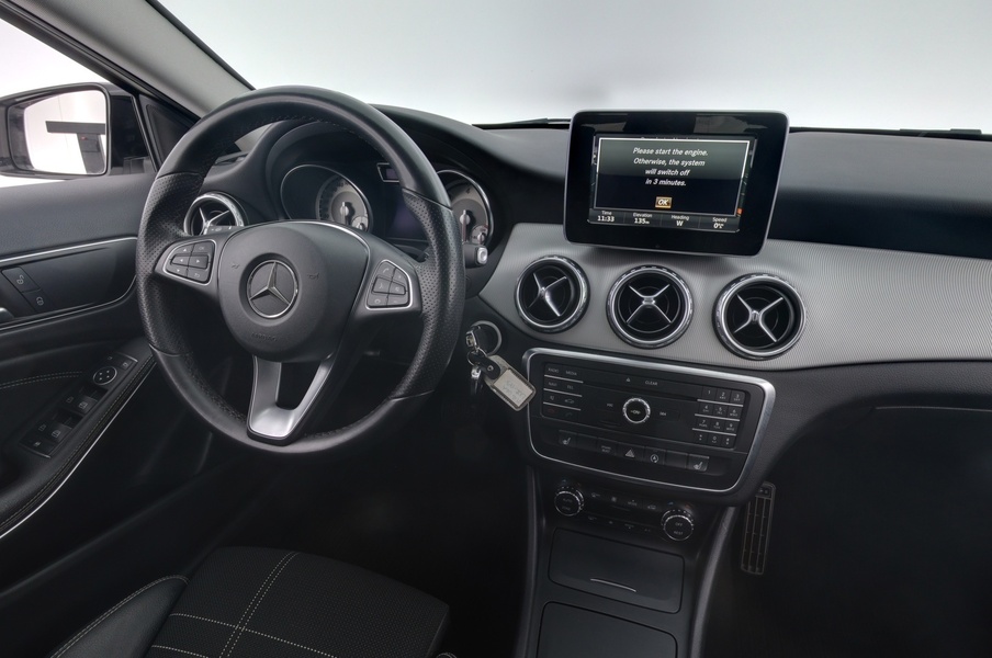 Mercedes-Benz GLA vaihtoauto