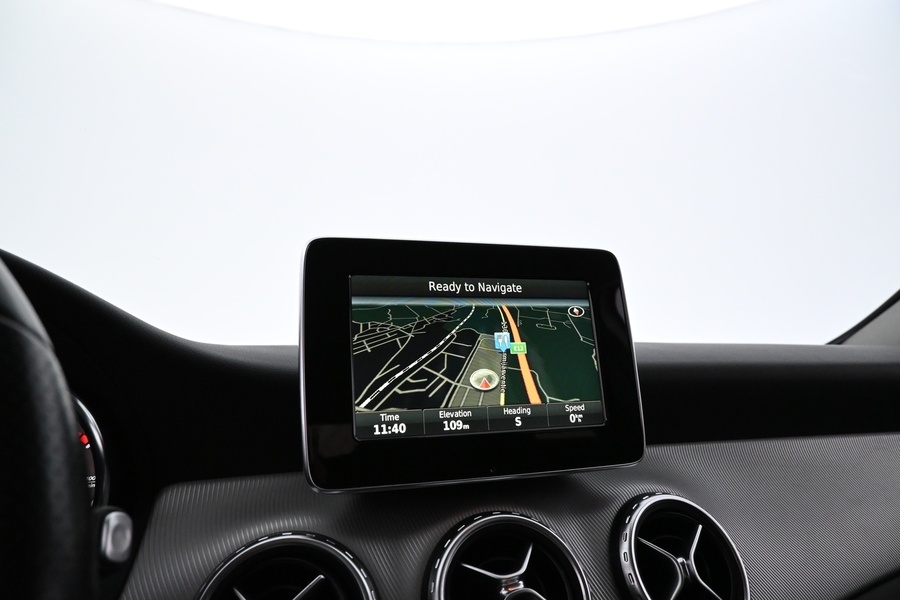 Mercedes-Benz GLA vaihtoauto