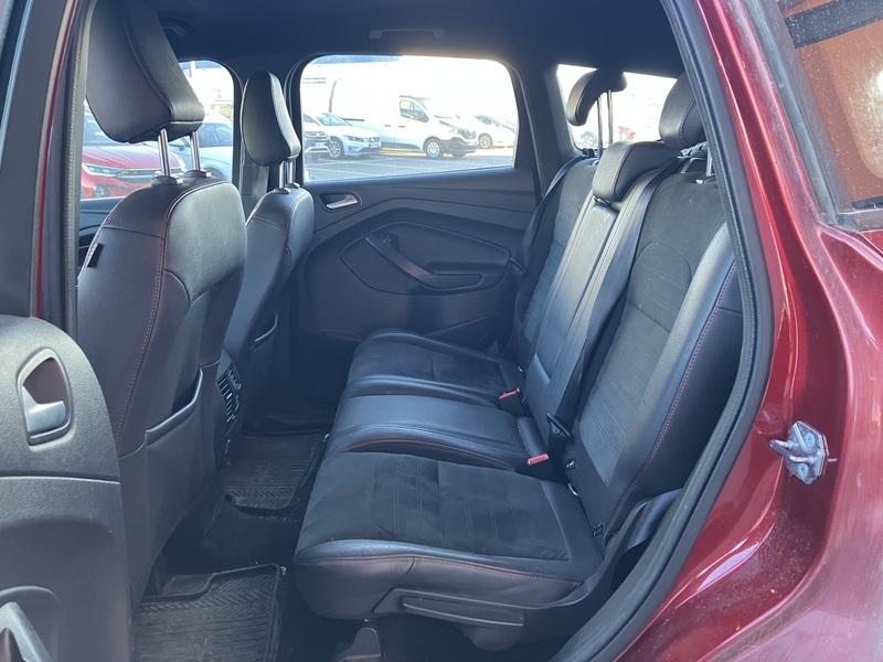 Ford Kuga vaihtoauto