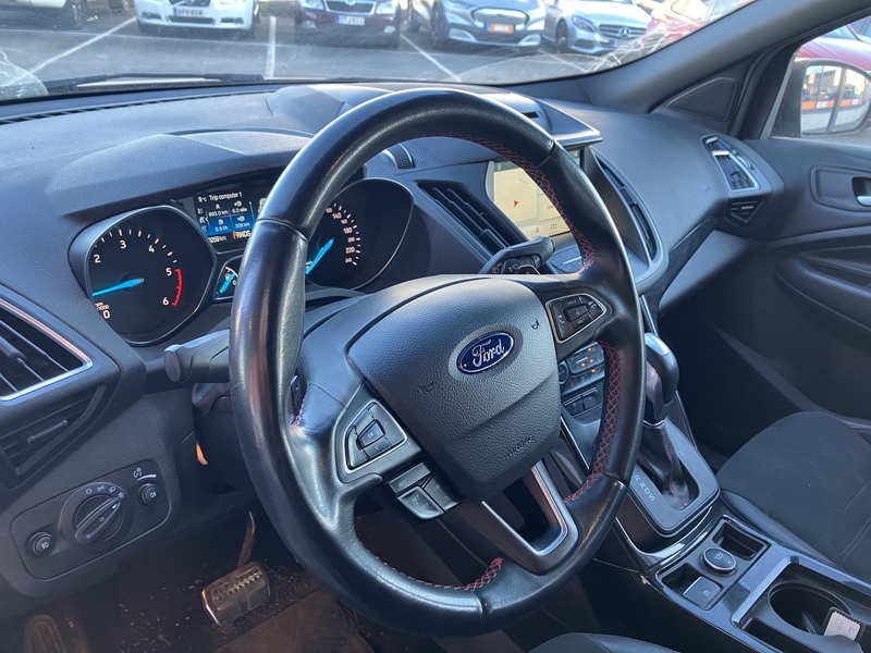 Ford Kuga vaihtoauto