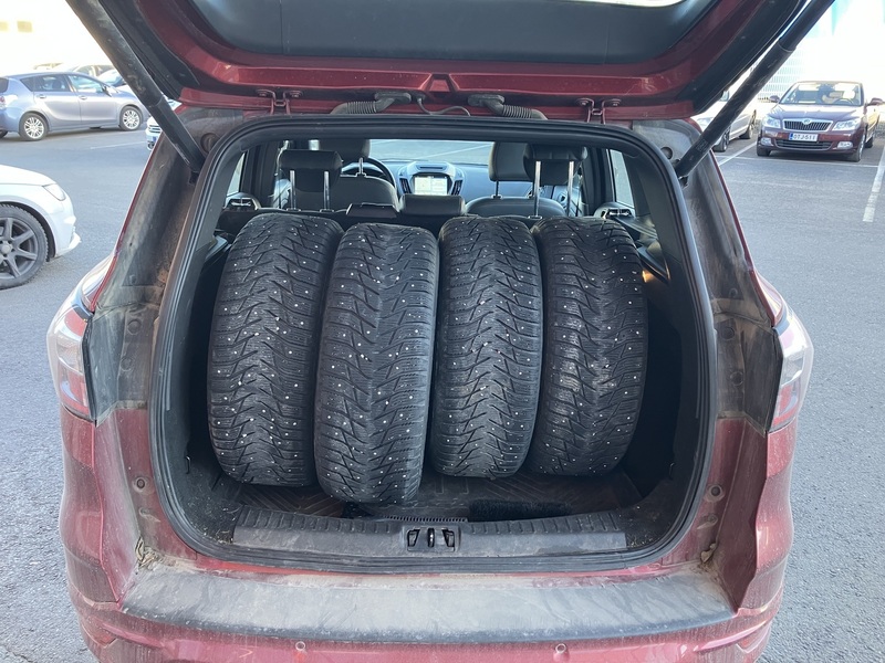 Ford Kuga vaihtoauto