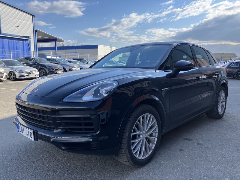 Porsche Cayenne vaihtoauto