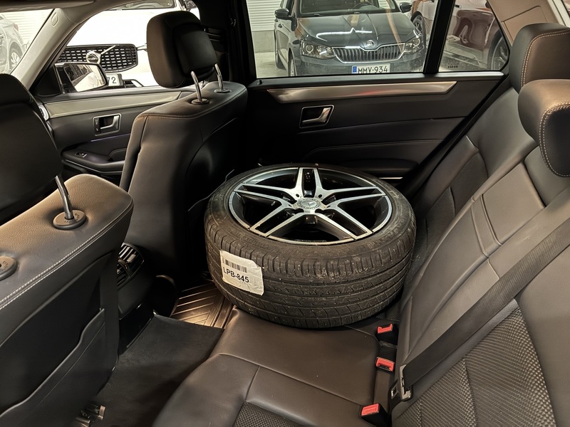 Mercedes-Benz E vaihtoauto