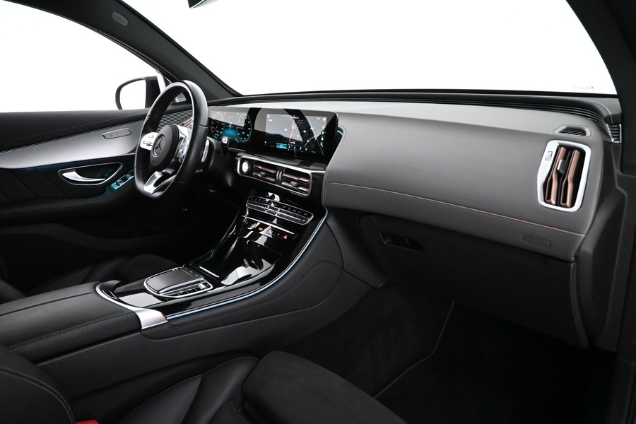 Mercedes-Benz EQC vaihtoauto