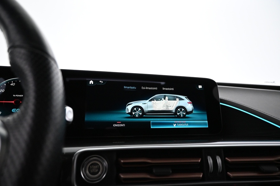 Mercedes-Benz EQC vaihtoauto