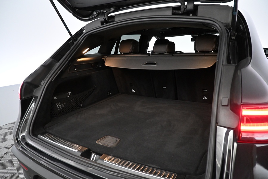 Mercedes-Benz EQC vaihtoauto