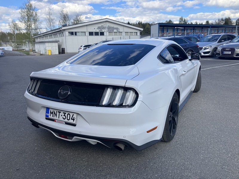 Ford USA Mustang vaihtoauto
