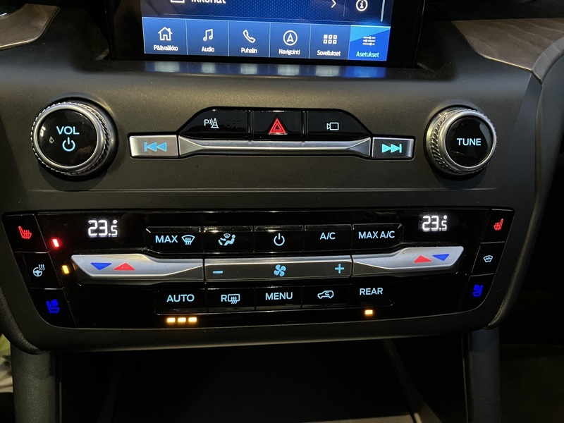 Ford USA Explorer vaihtoauto