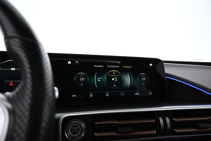 Mercedes-Benz EQC vaihtoauto