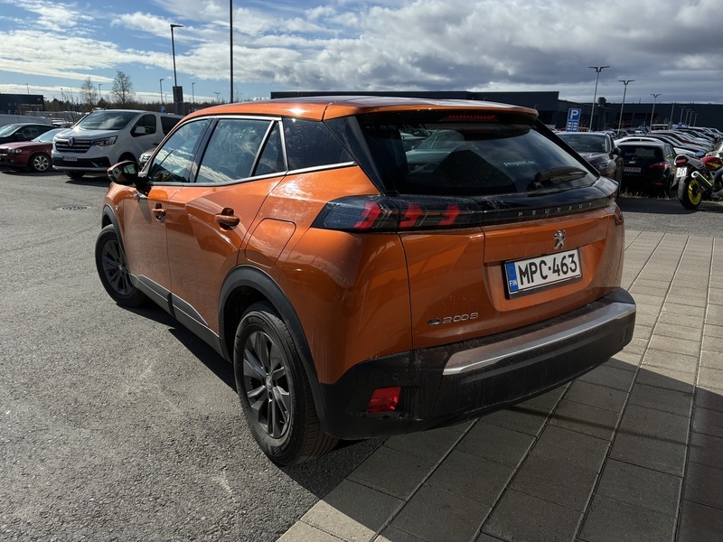 Peugeot e-2008 vaihtoauto