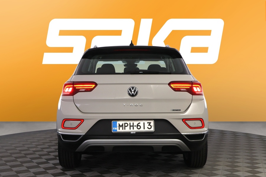 Volkswagen T-Roc vaihtoauto