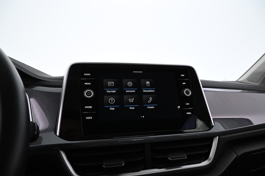 Volkswagen T-Roc vaihtoauto