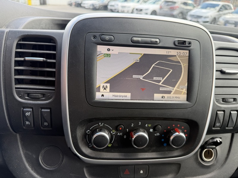 Renault Trafic vaihtoauto