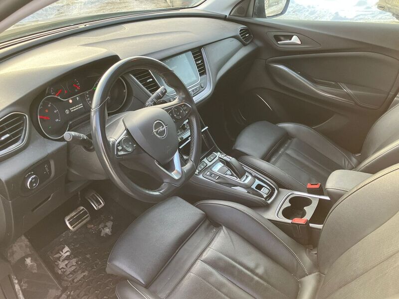 Opel Grandland X vaihtoauto