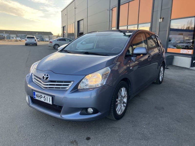Toyota Verso vaihtoauto