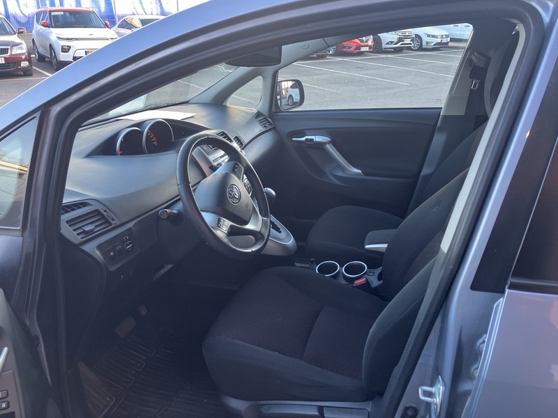 Toyota Verso vaihtoauto