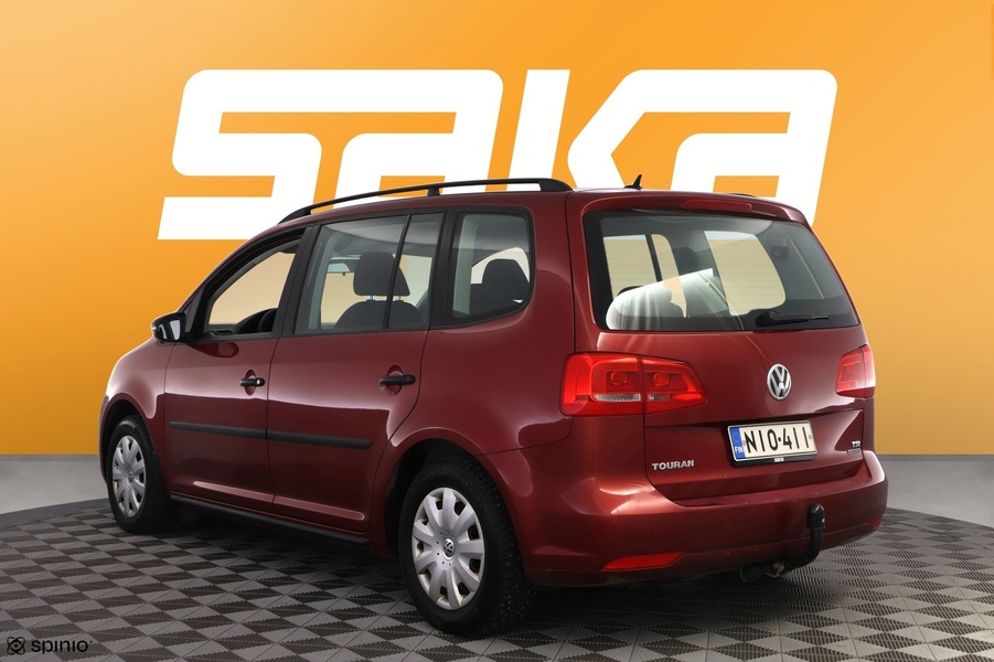 Volkswagen Touran vaihtoauto