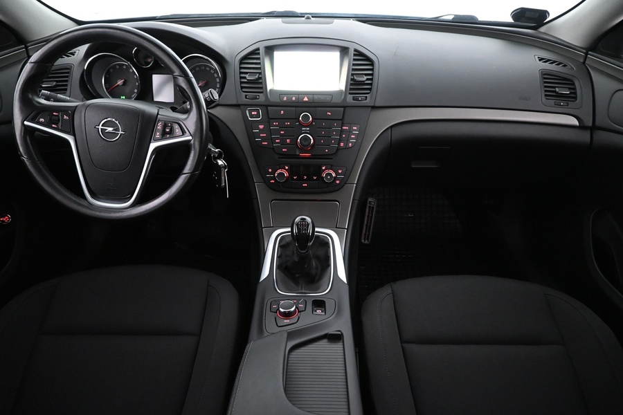 Opel Insignia vaihtoauto