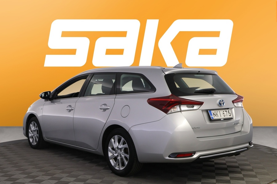 Toyota Auris vaihtoauto