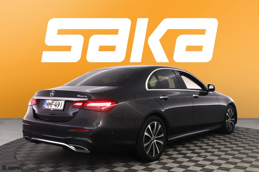 Mercedes-Benz E vaihtoauto