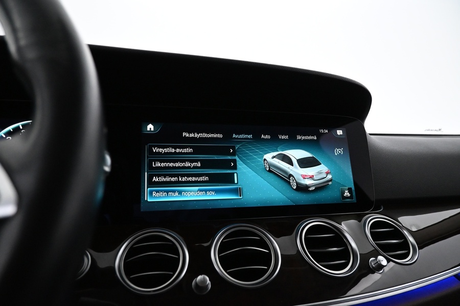 Mercedes-Benz E vaihtoauto