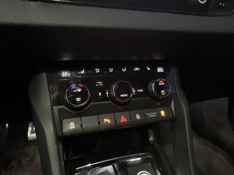 Skoda Karoq vaihtoauto