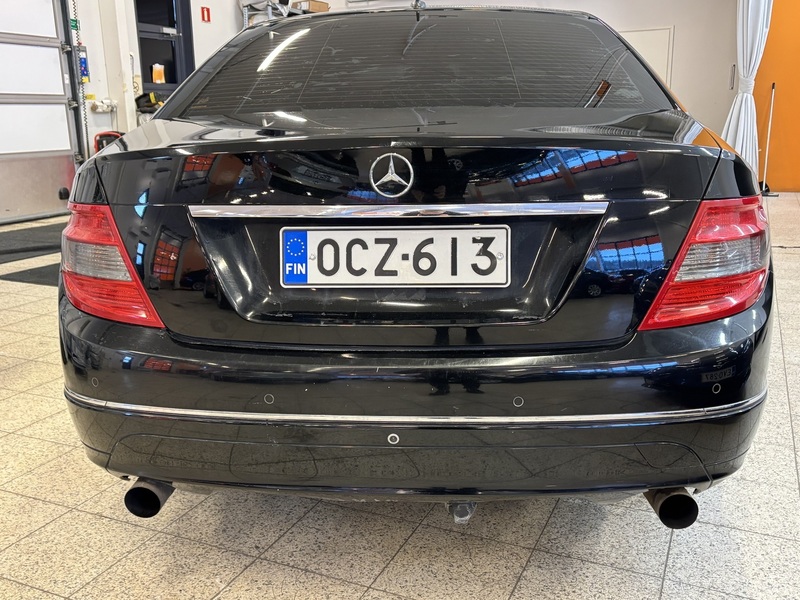 Mercedes-Benz C vaihtoauto