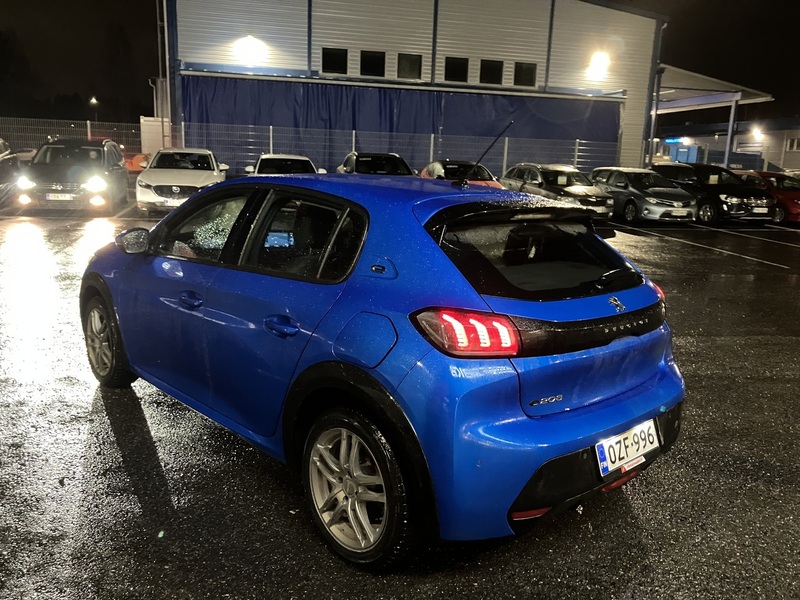 Peugeot 208 vaihtoauto